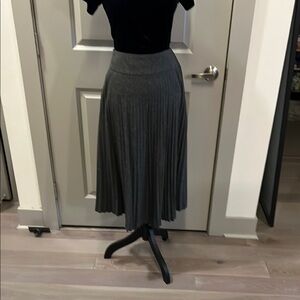 Vintage Express Gray Pleated Midi Skirt